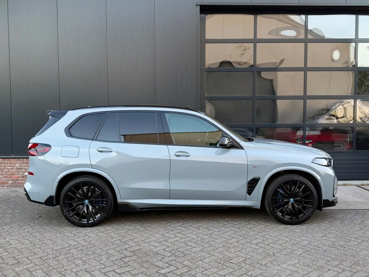 XDrive50e M Sport Pano|M seat|Skylounch|H&K|Trekh|Voll