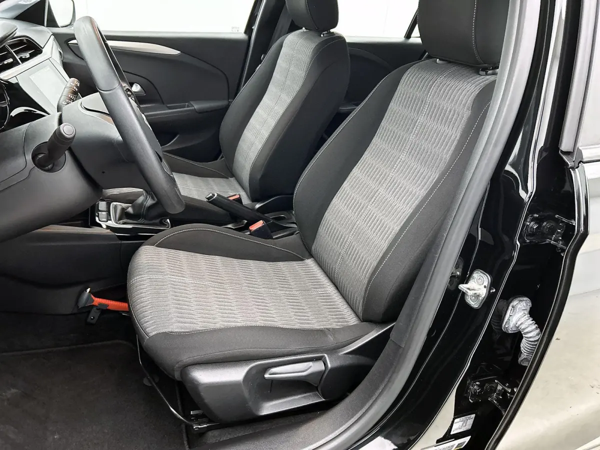 1.2 Edition | 75pk | Apple Carplay/Android Auto | Airco | Cruise Control |
