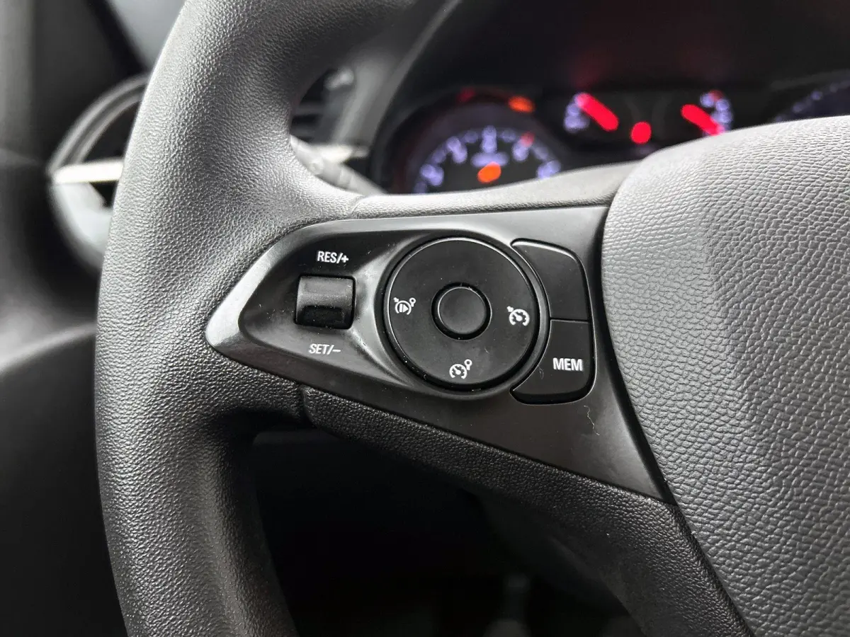 1.2 Edition | 75pk | Apple Carplay/Android Auto | Airco | Cruise Control |