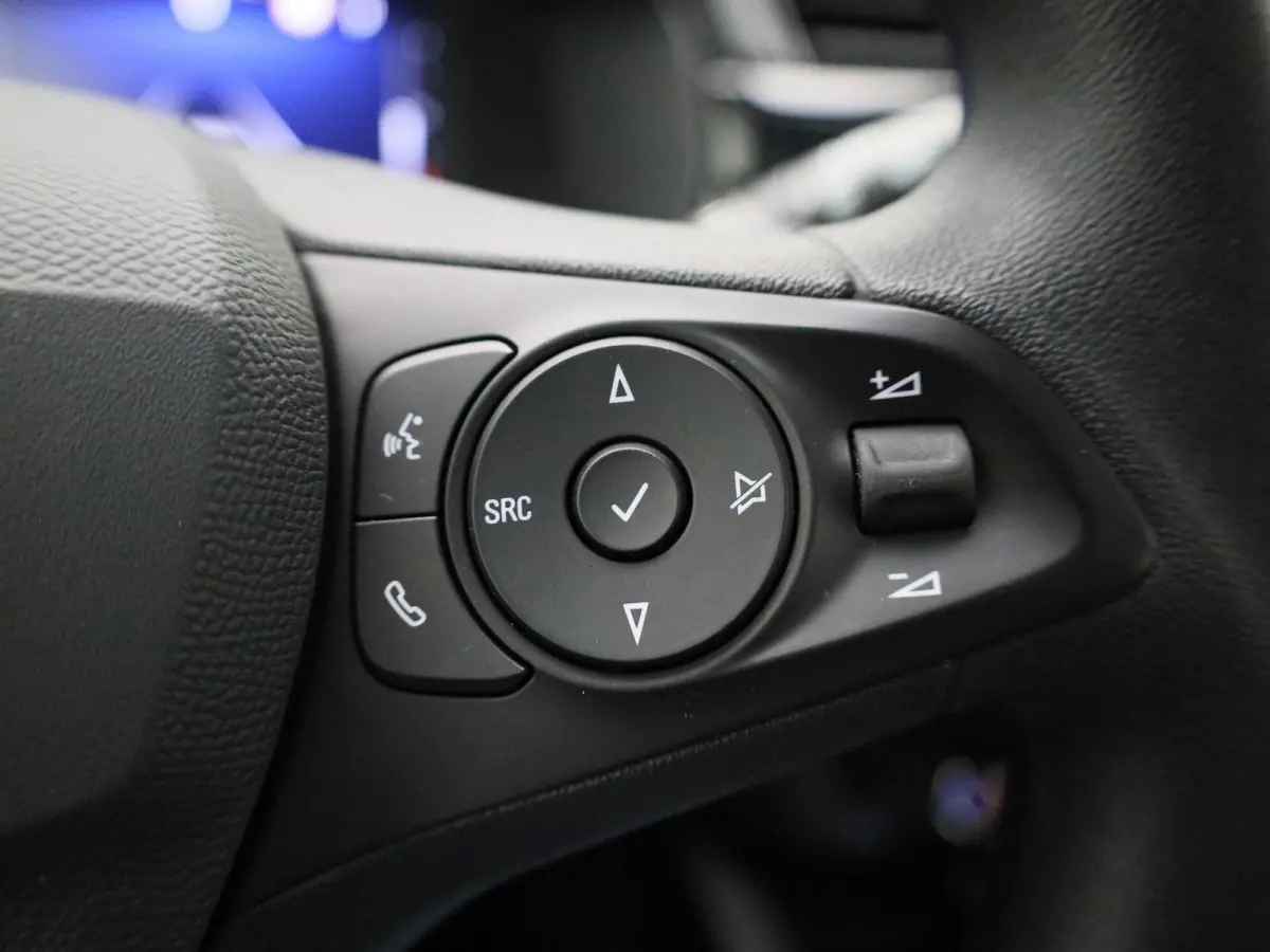 BEV 50kWh | 136pk | 3 Fase | 25.000km! | Apple Carplay/Android Auto |