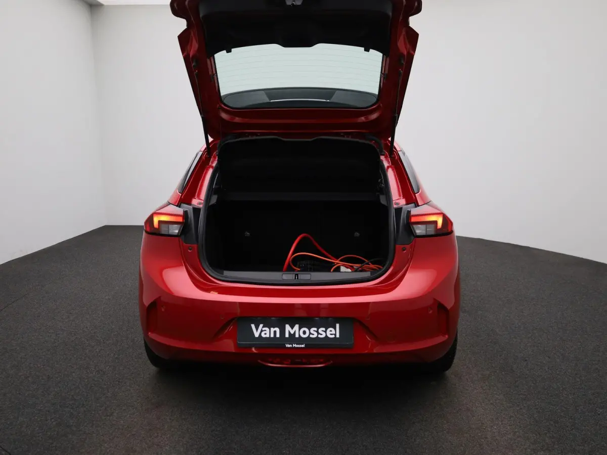 BEV 50kWh | 136pk | 3 Fase | 25.000km! | Apple Carplay/Android Auto |