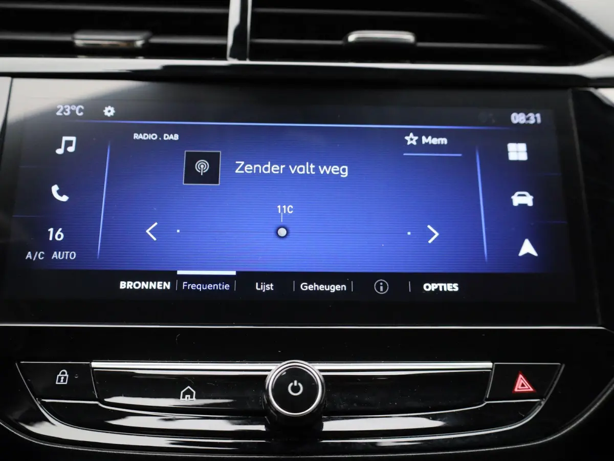 BEV 50kWh | 136pk | 3 Fase | 25.000km! | Apple Carplay/Android Auto |