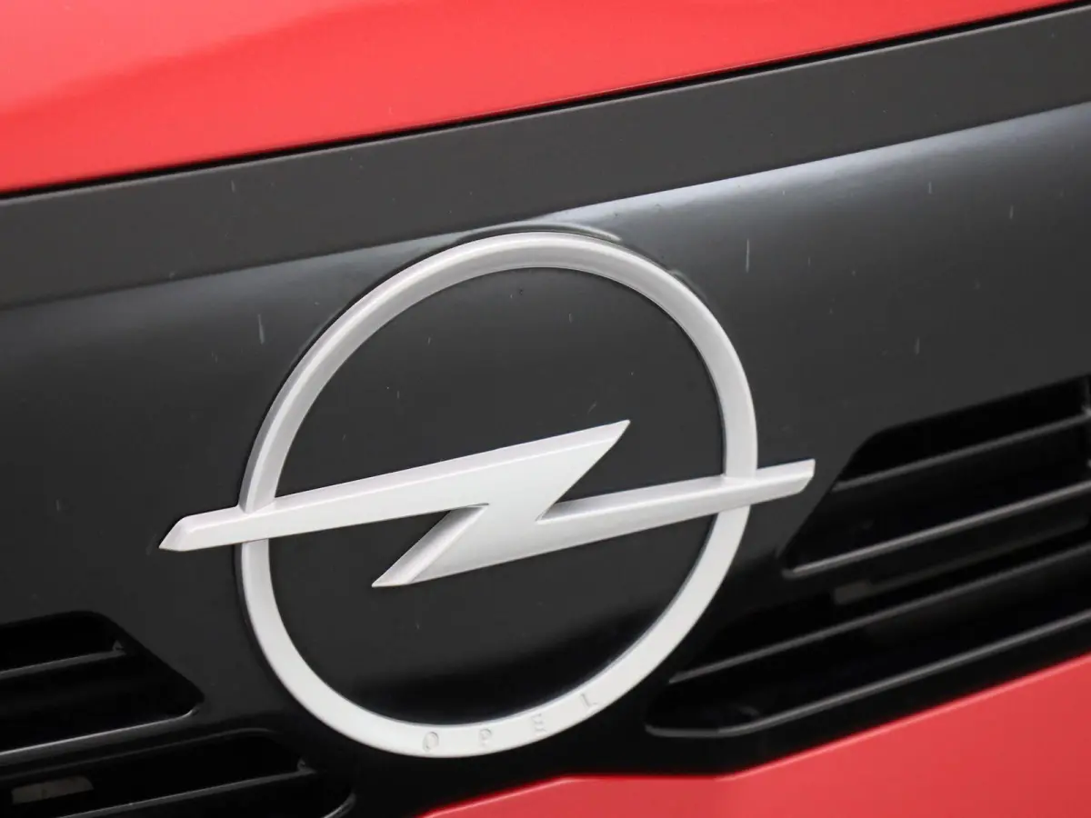BEV 50kWh | 136pk | 3 Fase | 25.000km! | Apple Carplay/Android Auto |