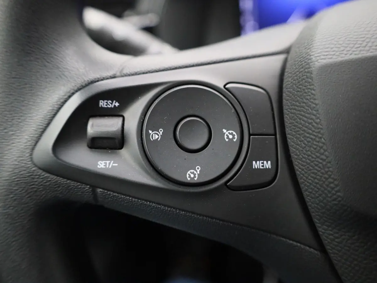 BEV 50kWh | 136pk | 3 Fase | 25.000km! | Apple Carplay/Android Auto |