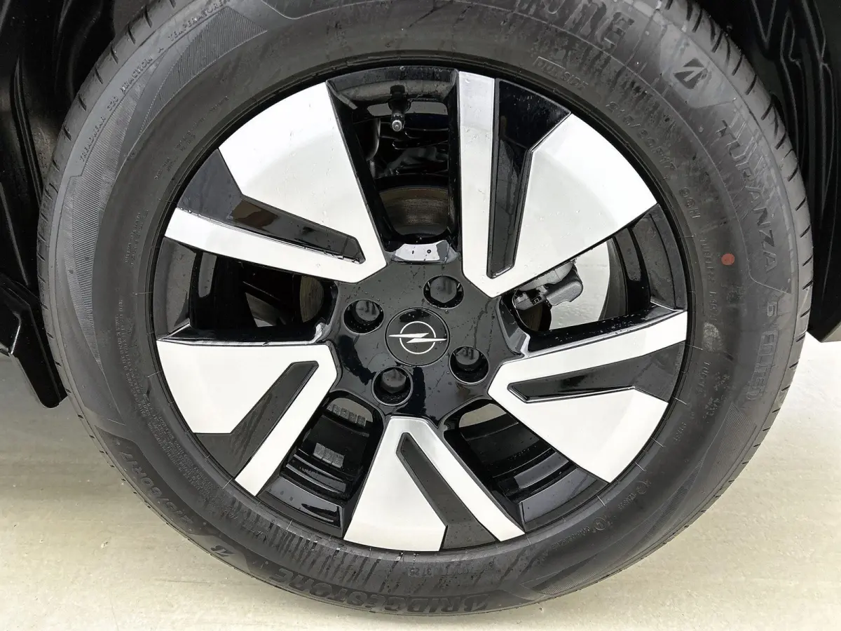 1.2 Turbo Hybrid GS | 145pk | DEMO SALE |