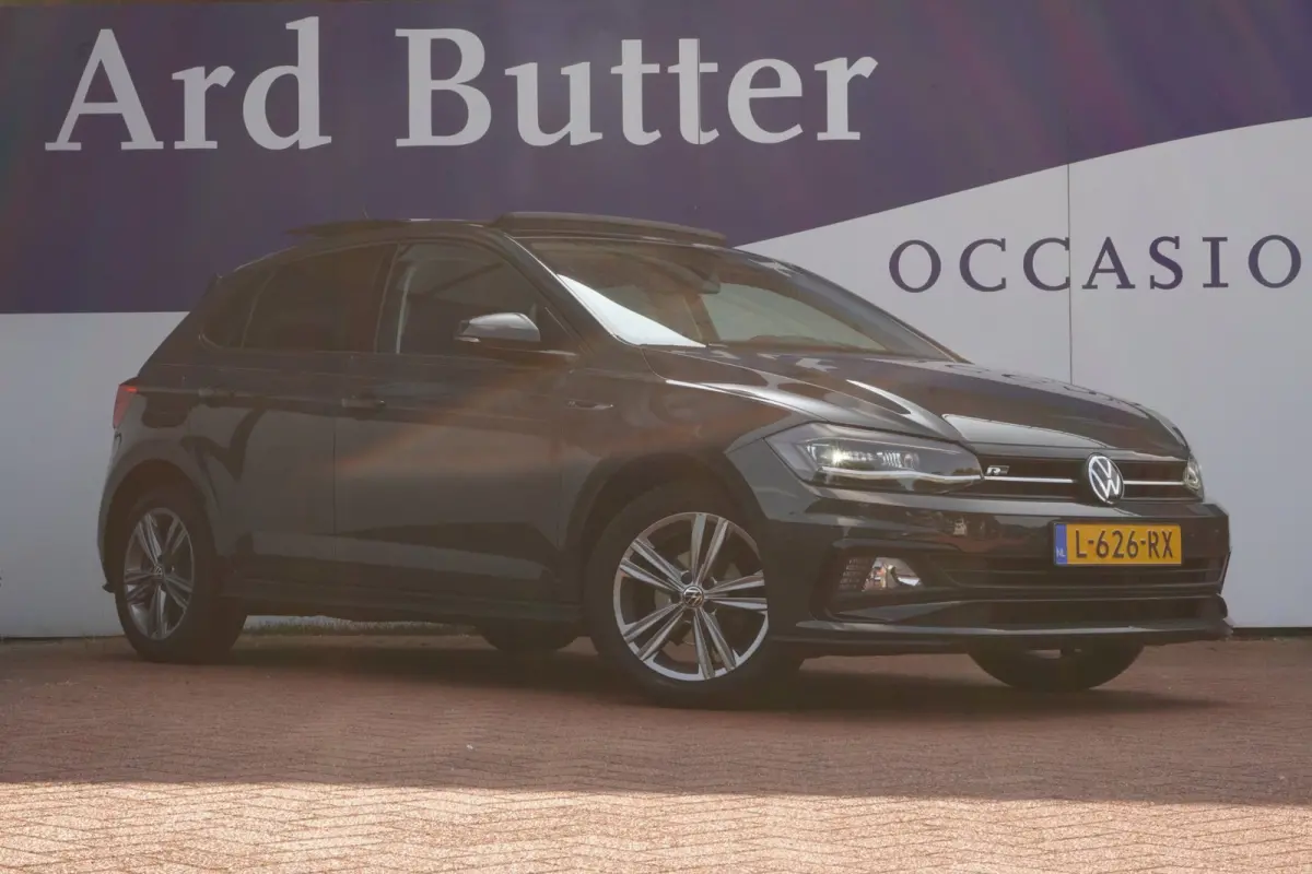 1.0 TSI Highline Business R Line+Pano-dak+Led+Navi++Keyless= DEALER ONDERDOUDEN !!