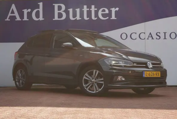 1.0 TSI Highline Business R Line+Pano-dak+Led+Navi++Keyless= DEALER ONDERDOUDEN !!