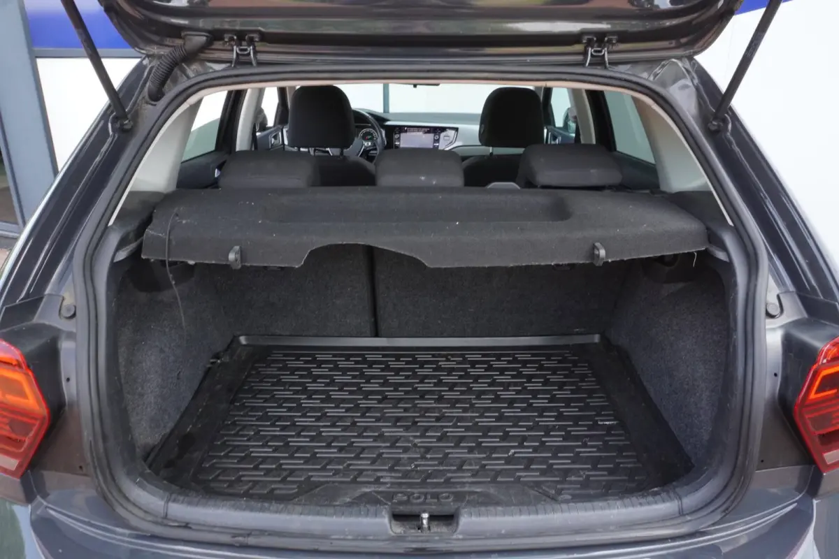 1.0 TSI Highline Business R Line+Pano-dak+Led+Navi++Keyless= DEALER ONDERDOUDEN !!