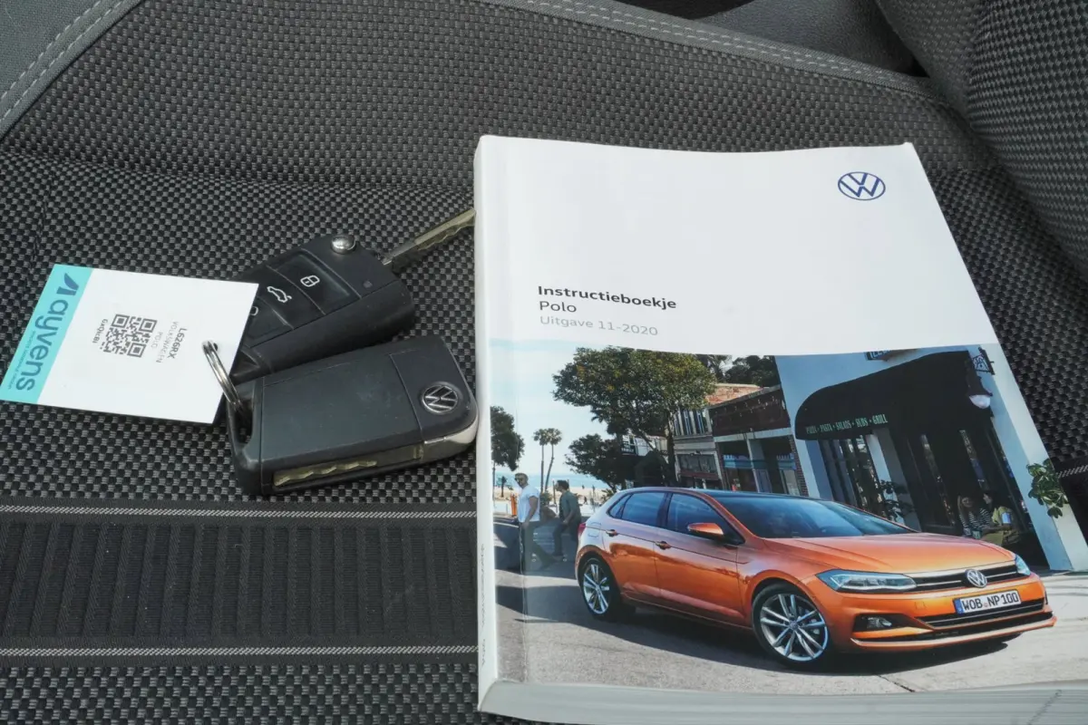 1.0 TSI Highline Business R Line+Pano-dak+Led+Navi++Keyless= DEALER ONDERDOUDEN !!