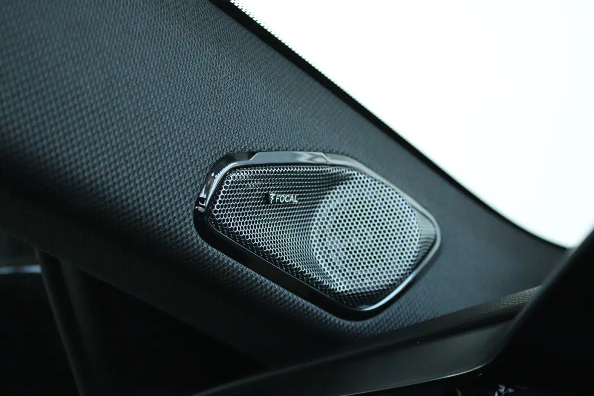 1.6 Plug-in Hybrid 195 GT | Adapt. Cruise | Focal Audio | Schuifdak | 360 Camera | Elektr. klep | Keyless | Carplay | Navi | Climate | MATRIX | 18 Inch | Standkachel