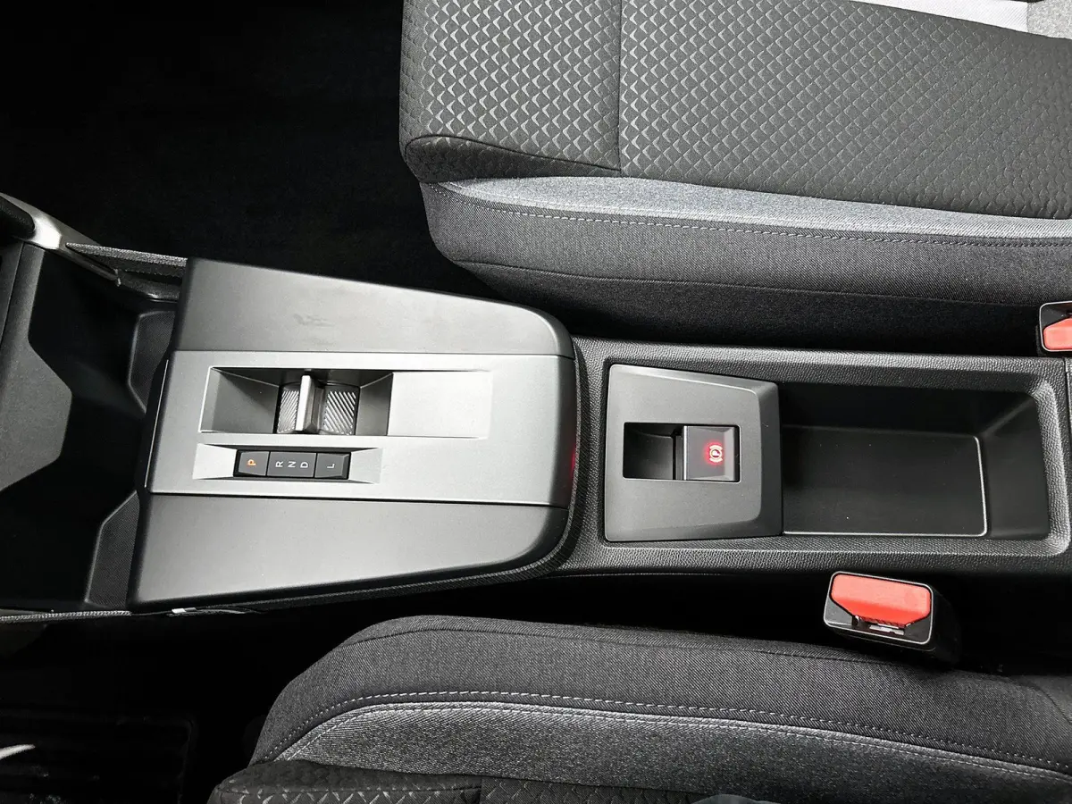 1.2 Turbo Hybrid GS 7p. Navigatie | Camera | Stuur + Stoelverwarming |