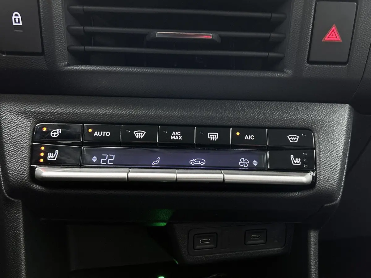 1.2 Turbo Hybrid GS 7p. Navigatie | Camera | Stuur + Stoelverwarming |