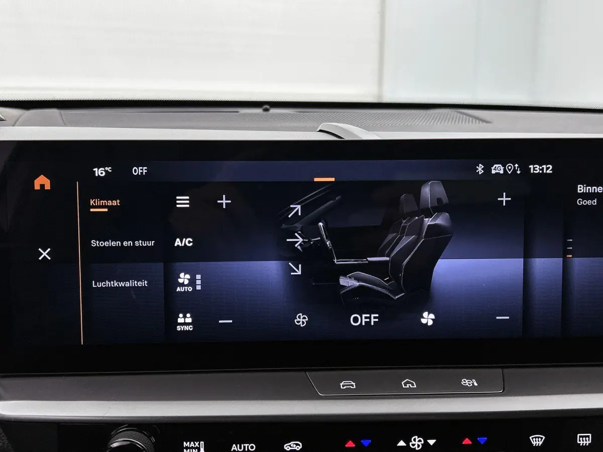 1.2 Turbo Hybrid GS Achteruitrijcamera / Apple Carplay/Android Auto / Vol Automatische airco / matrix LED koplampen / LMV 19"