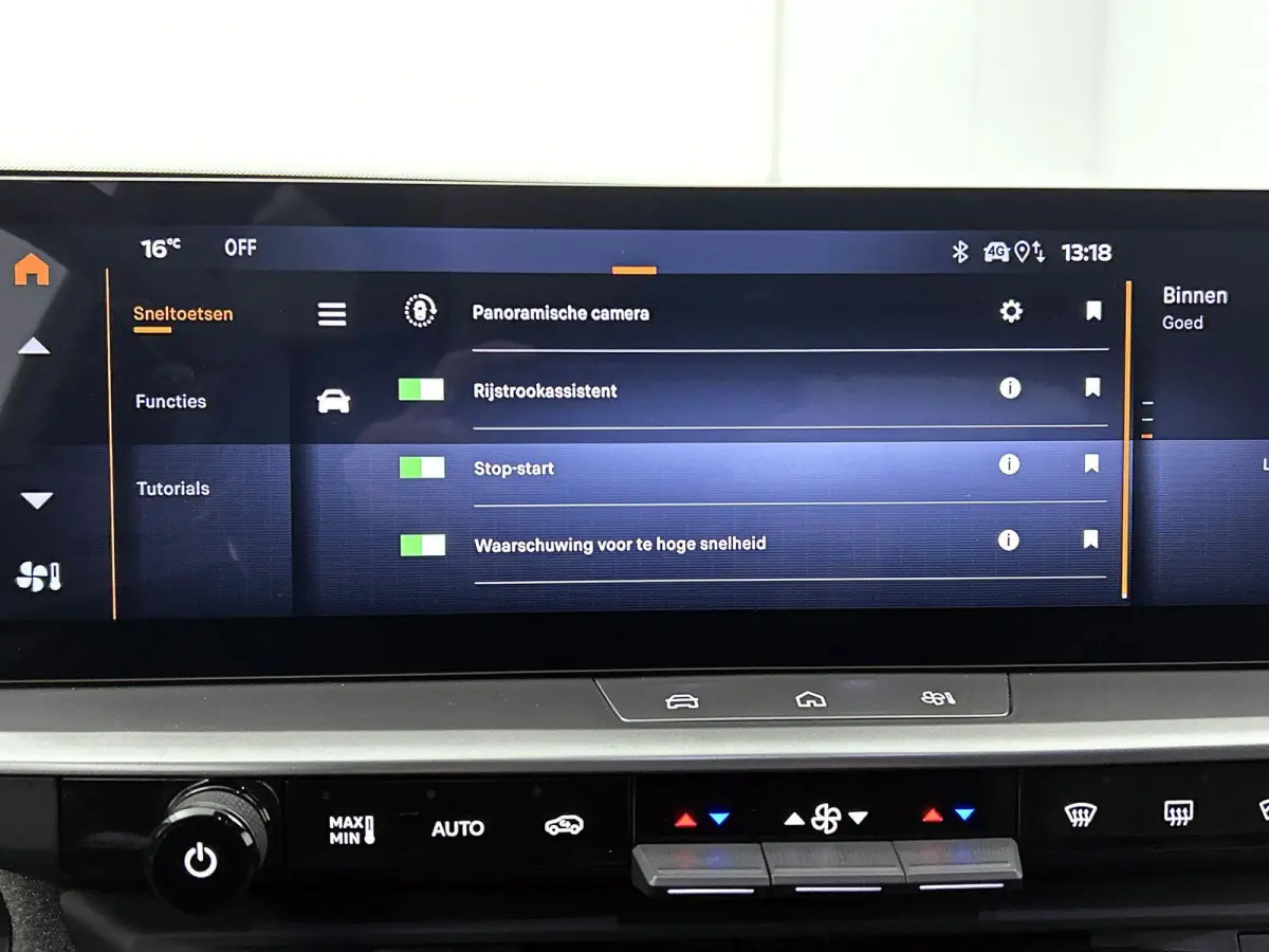 1.2 Turbo Hybrid GS Achteruitrijcamera / Apple Carplay/Android Auto / Vol Automatische airco / matrix LED koplampen / LMV 19"