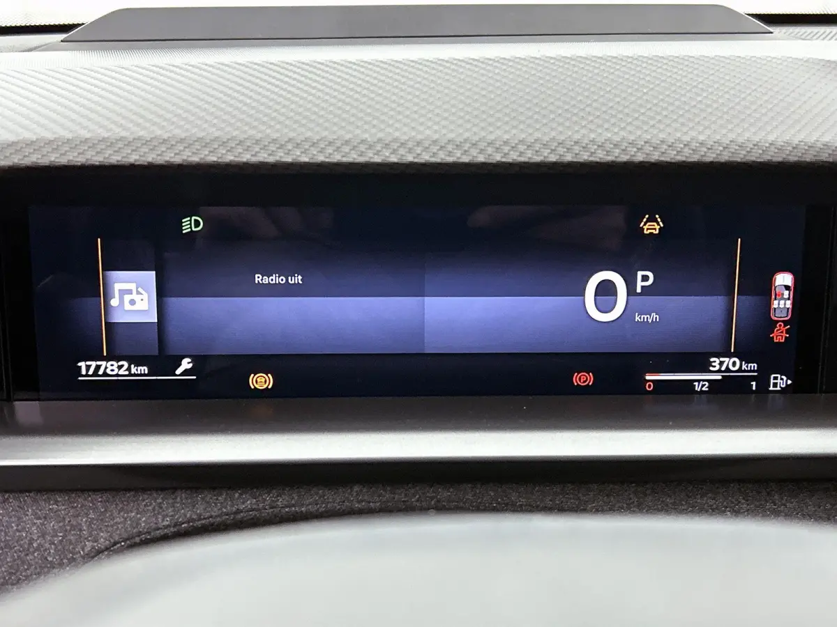 1.2 Turbo Hybrid GS Achteruitrijcamera / Apple Carplay/Android Auto / Vol Automatische airco / matrix LED koplampen / LMV 19"