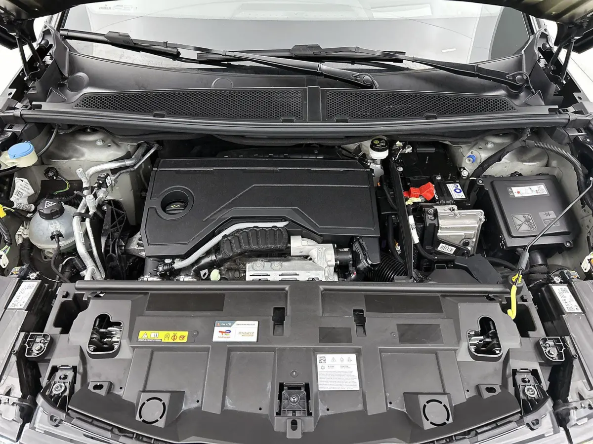 1.2 Turbo Hybrid GS | 145pk | 12.000km! | Navigatie | Camera |