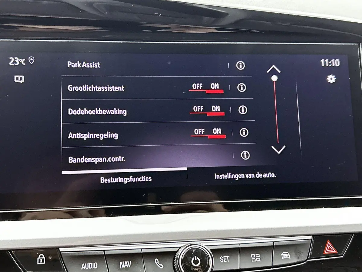 1.2 Turbo Business Edition | Navigatie | Parkeersensoren | Climate control | 18" Lichtmetalen velgen