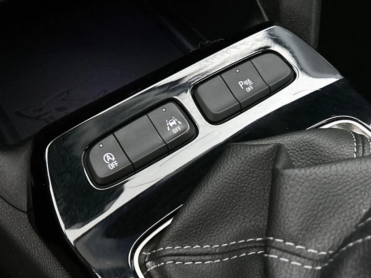 1.2 Edition | 100pk | Apple Carplay/Android Auto | Camera |