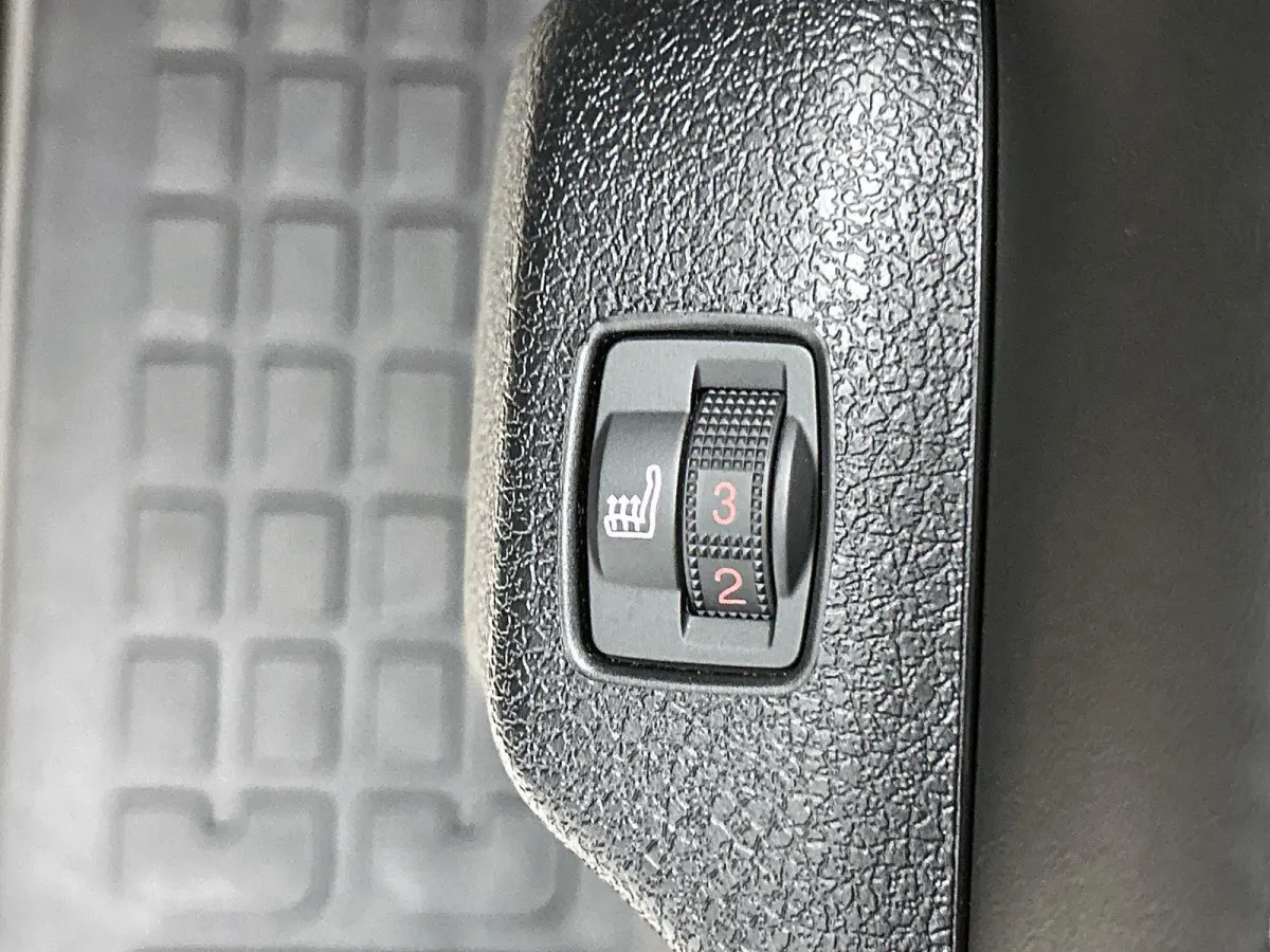 Electric L3 75 kWh DC STX | DEMO SALE