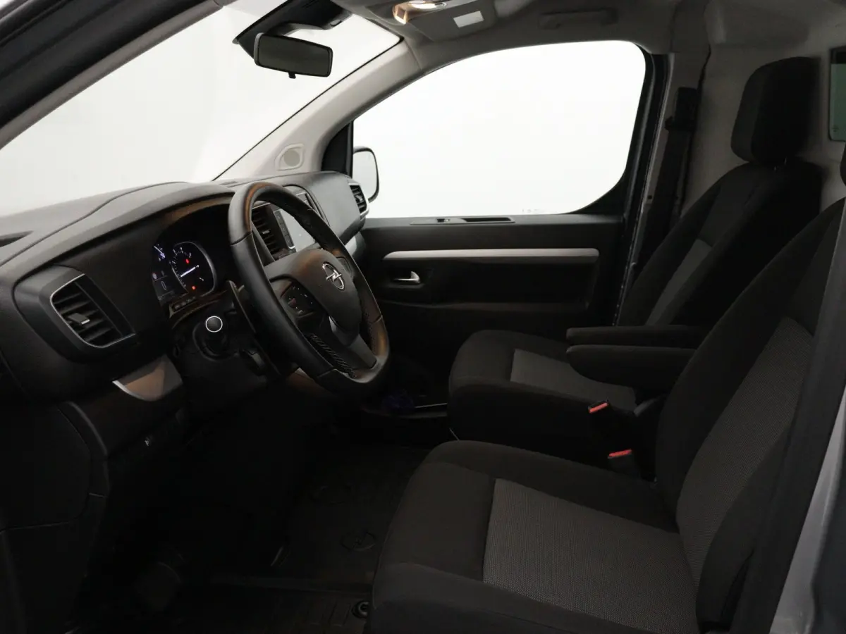 2.0 Diesel 145 S&S L2 | Automaat | Airco | Trekhaak | Camera | DEMO SALE |