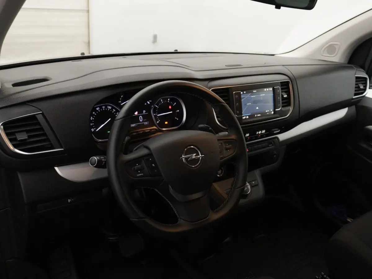 2.0 Diesel 145 S&S L2 | Automaat | Airco | Trekhaak | Camera | DEMO SALE |