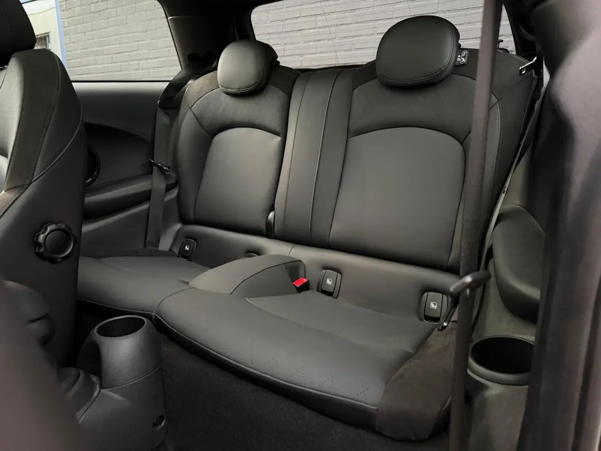 Classic 33 kWh | PANO | Keyless | SOH 96.8% |