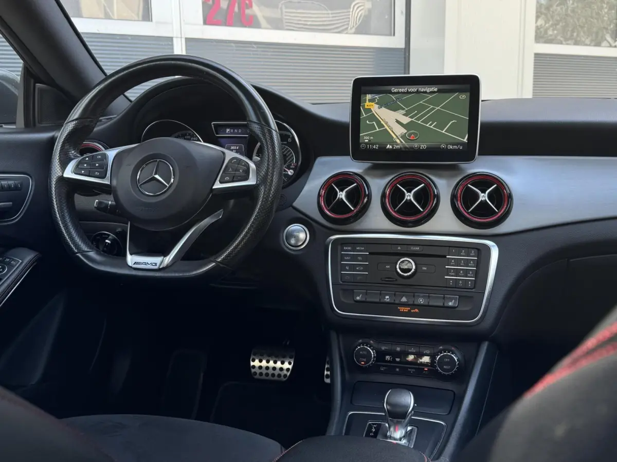 AMG 45 4MATIC OrangeArt Edition | Alcantara/Leder | Panorama | Xenon | Camera | Navigatie