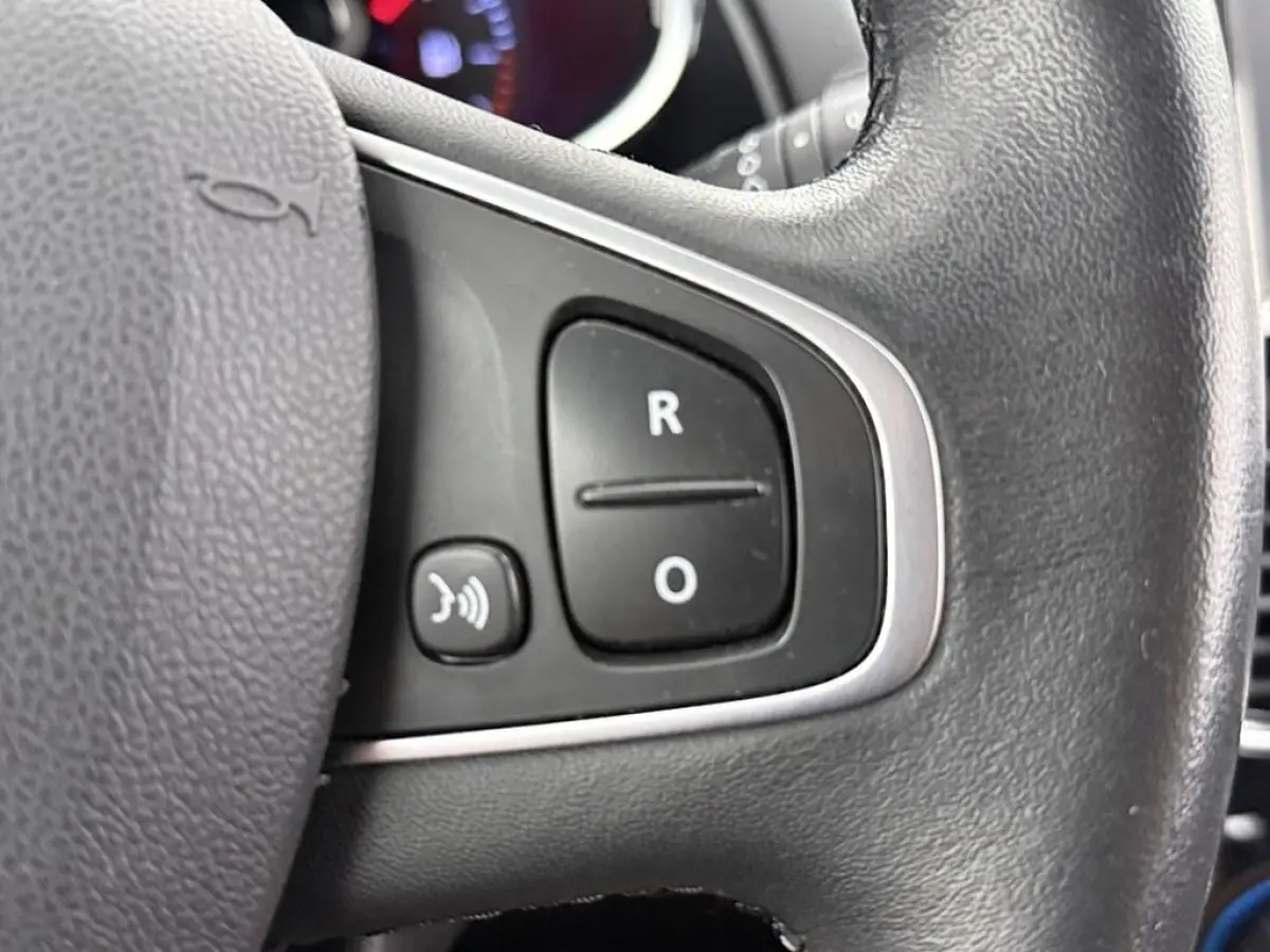 0.9 TCe Limited Airco/Nav/Lmv/Cruise/Dakrail