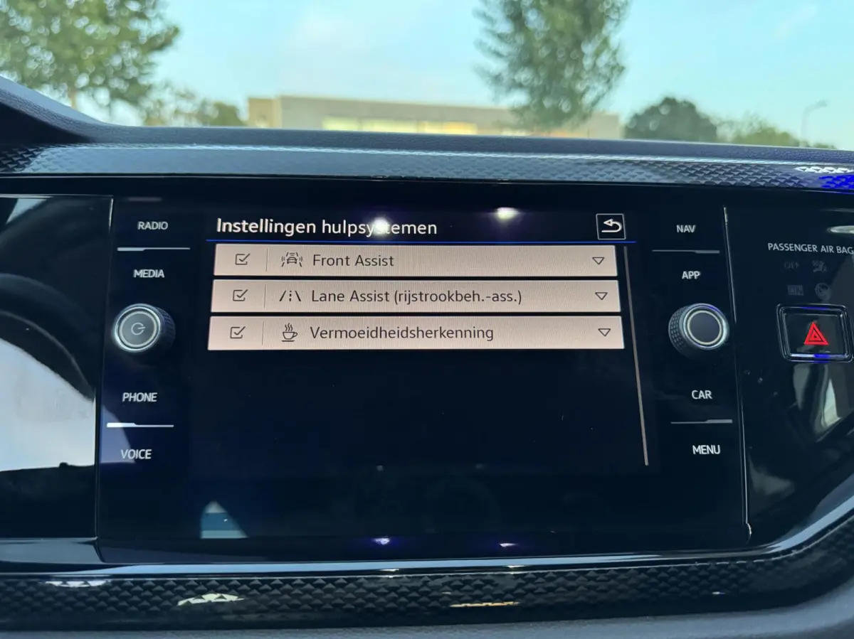 1.0 TSI Life DSG Navi Camera LaneAssist Garantie Stlvw