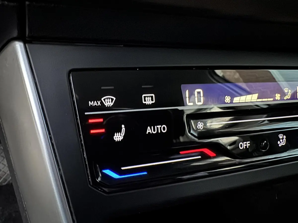 1.0 TSI Life DSG Navi Camera LaneAssist Garantie Stlvw