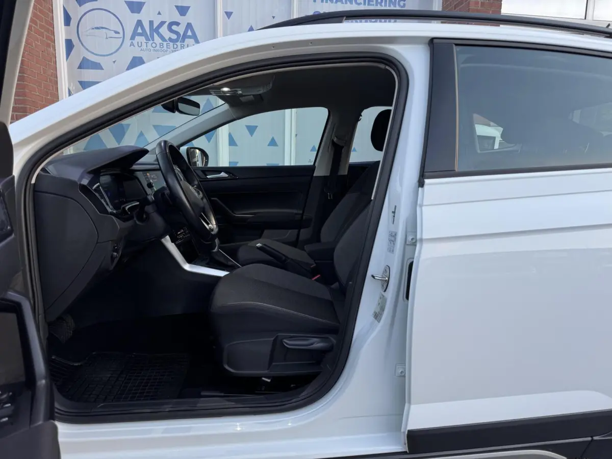 1.0 TSI Life DSG Navi Camera LaneAssist Garantie Stlvw