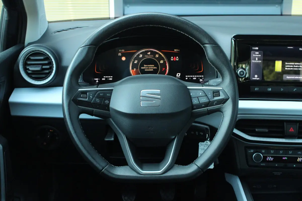 1.0 EcoTSI 95pk Style | Airco Automatisch | Parkeersensoren | Apple CarPlay/ Android Auto | Cruise Control