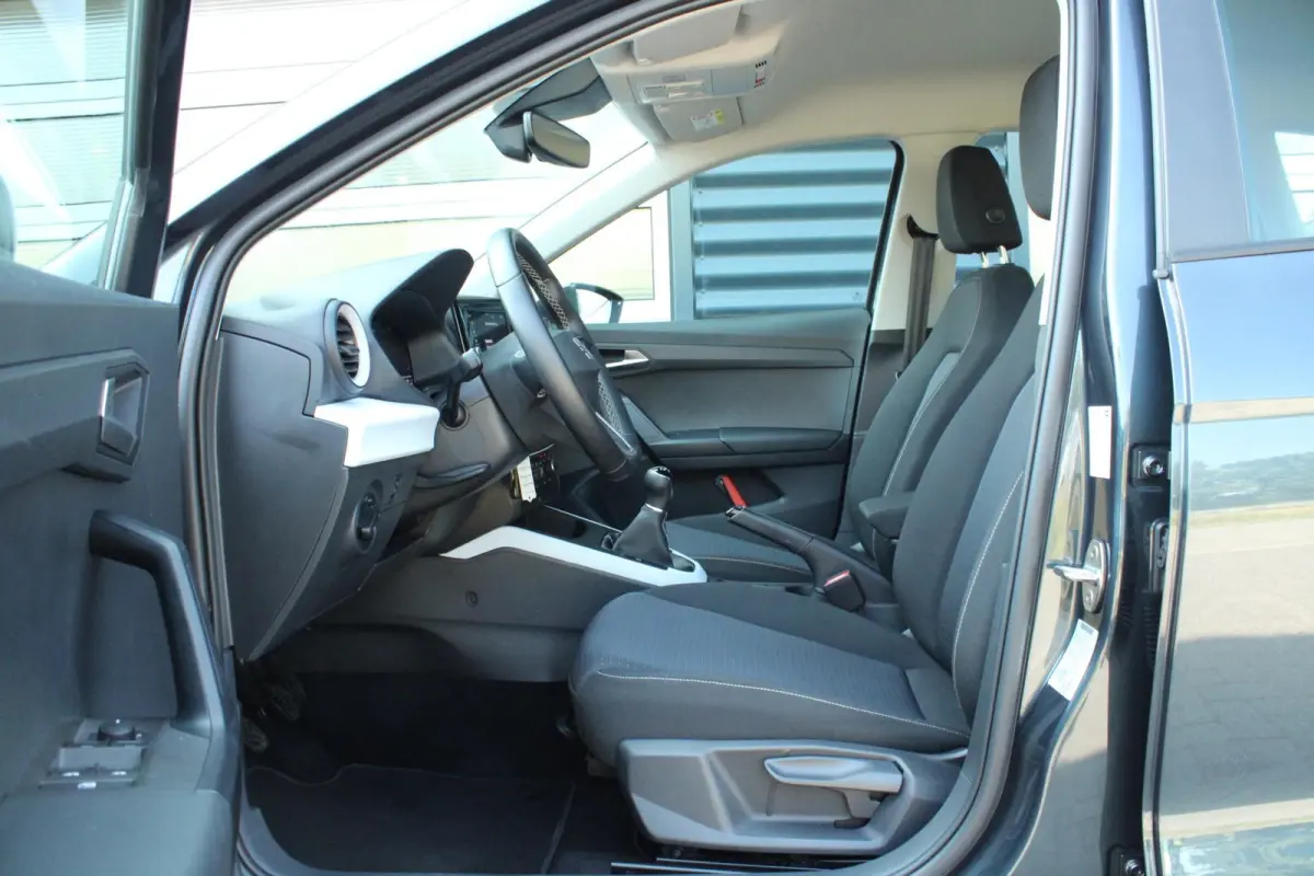 1.0 EcoTSI 95pk Style | Airco Automatisch | Parkeersensoren | Apple CarPlay/ Android Auto | Cruise Control