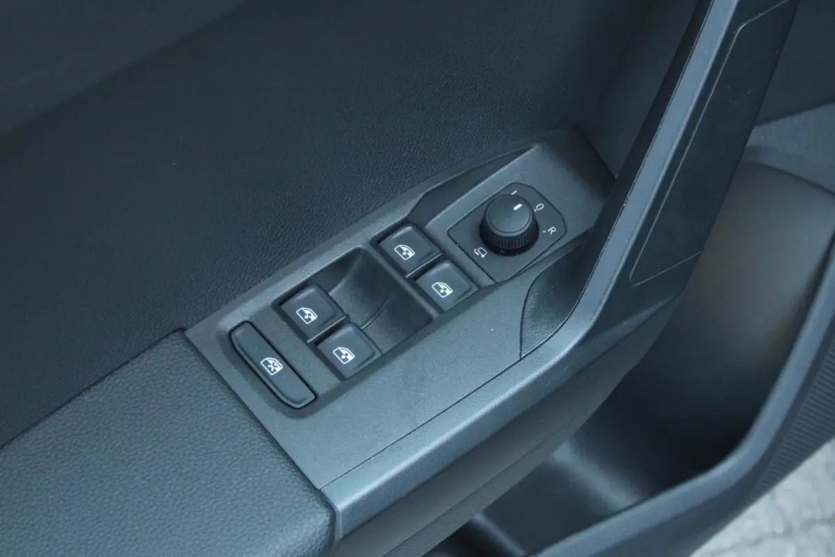 1.0 EcoTSI 95pk Style | Airco Automatisch | Parkeersensoren | Apple CarPlay/ Android Auto | Cruise Control
