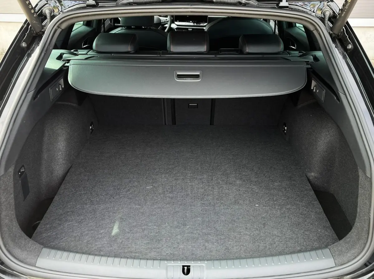 1.5 TSI 204pk DSG e-Hybrid FR Business | Trekhaak Uitklapbaar | Velgen 17''