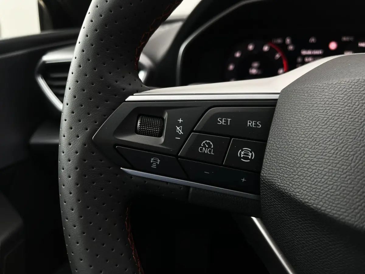 1.5 TSI 204pk DSG e-Hybrid FR Business | Trekhaak Uitklapbaar | Velgen 17''