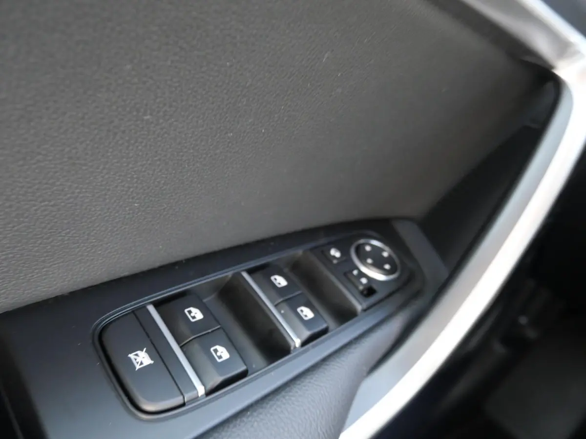 1.0 T-GDi DynamicPlusLine | Automaat | Cruise | Clima | Carplay | Camera | Keyless | Navi | Stoel-stuurverwarming |
