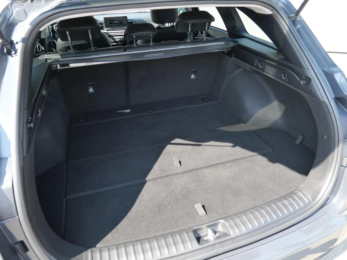 1.0 T-GDi DynamicPlusLine | Automaat | Cruise | Clima | Carplay | Camera | Keyless | Navi | Stoel-stuurverwarming |