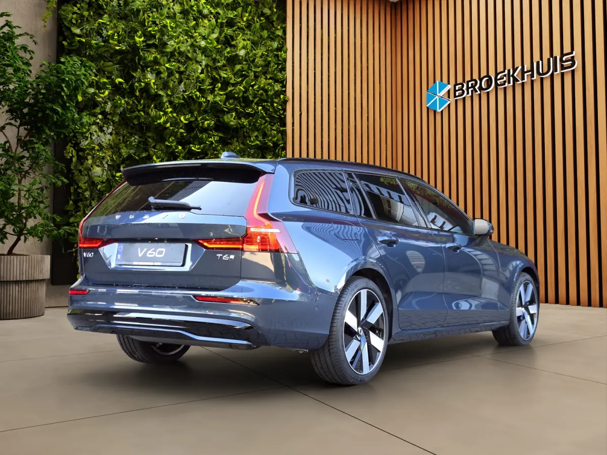 2.0 T6 Plug-in hybrid AWD Ultra Dark | Massage/ventilatie | Pano | HUD | Memory | Pilot Assist | 360 Camera