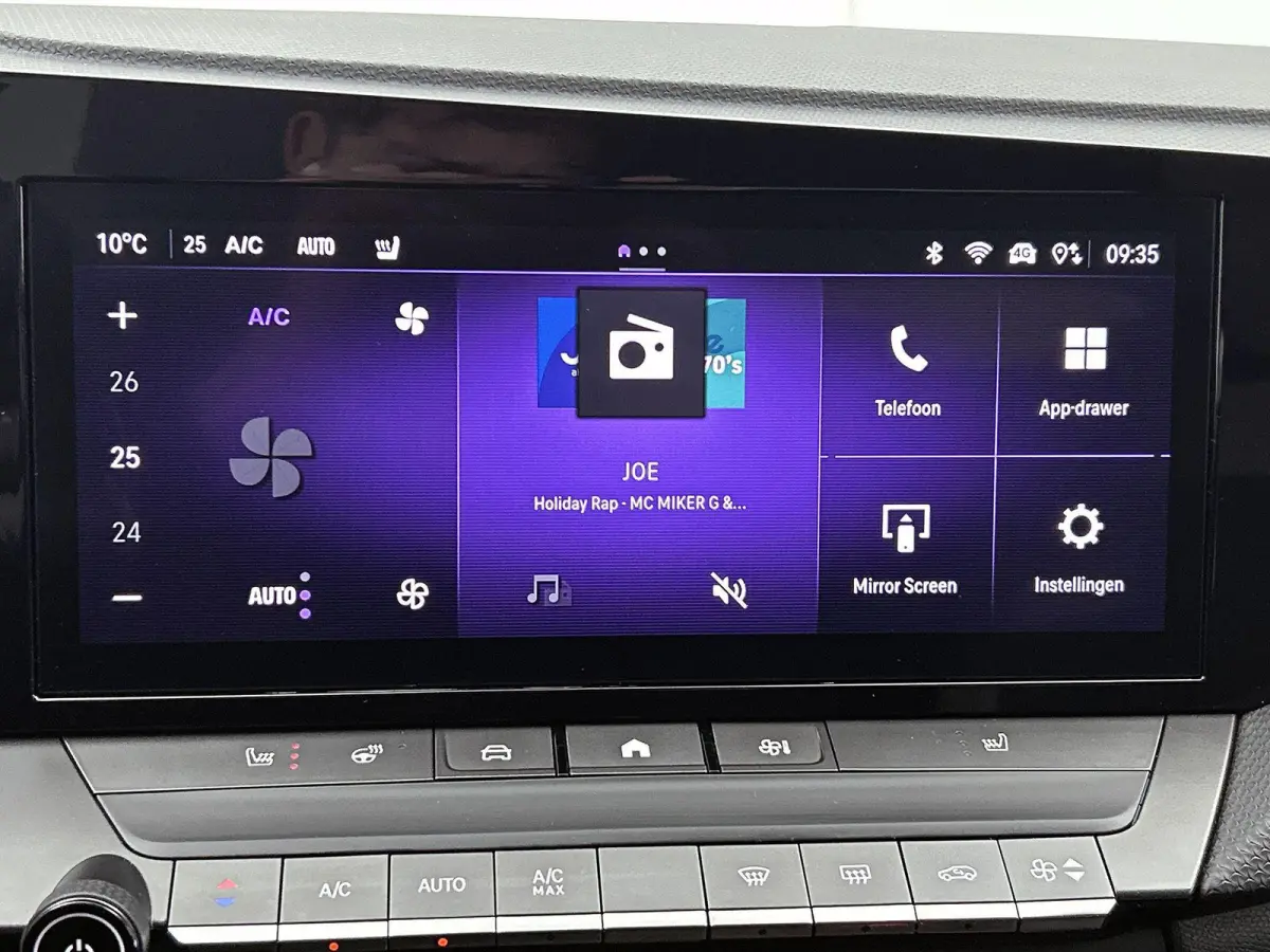 1.2 Business Edition 110pk | Navigatie | Adaptieve Cruise Control | Camera | LED | Keyless Entry/Start | Stoelverwarming | Apple Carplay/Android Auto |