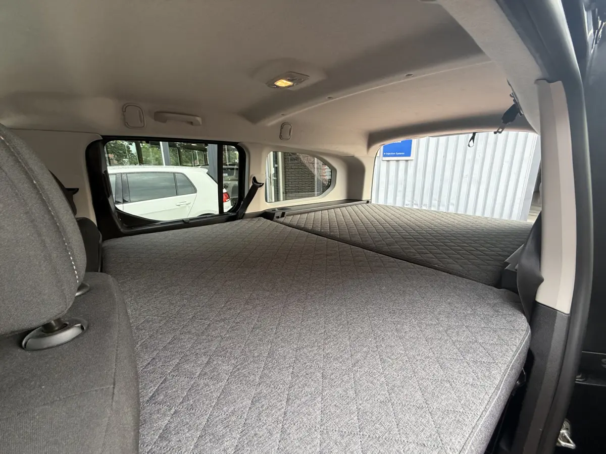 Long - 2 pers. Mini-Camper. 1.2 Puretech Long GT-Line | UNIEK! | AUTOMAAT | TREKHAAK | CAMERA | CRUISE |