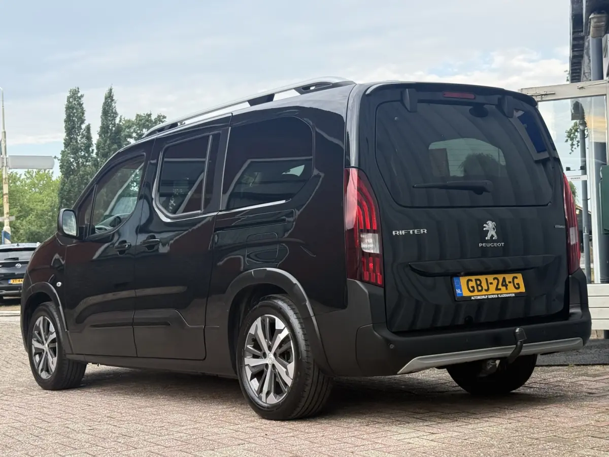 Long - 2 pers. Mini-Camper. 1.2 Puretech Long GT-Line | UNIEK! | AUTOMAAT | TREKHAAK | CAMERA | CRUISE |