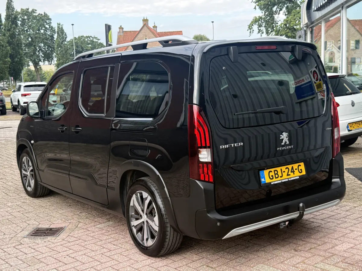 Long - 2 pers. Mini-Camper. 1.2 Puretech Long GT-Line | UNIEK! | AUTOMAAT | TREKHAAK | CAMERA | CRUISE |