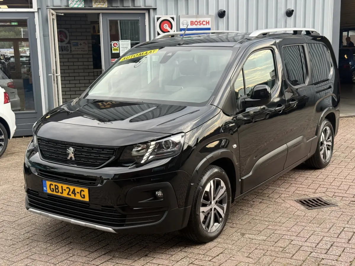 Long - 2 pers. Mini-Camper. 1.2 Puretech Long GT-Line | UNIEK! | AUTOMAAT | TREKHAAK | CAMERA | CRUISE |