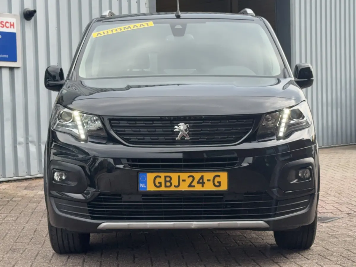 Long - 2 pers. Mini-Camper. 1.2 Puretech Long GT-Line | UNIEK! | AUTOMAAT | TREKHAAK | CAMERA | CRUISE |