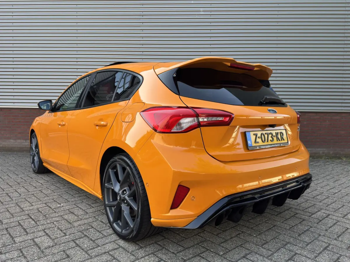 2.3 EcoBoost ST-X|Pano|Camera|Orange Fury|B&O|Winterpack|BLIS|