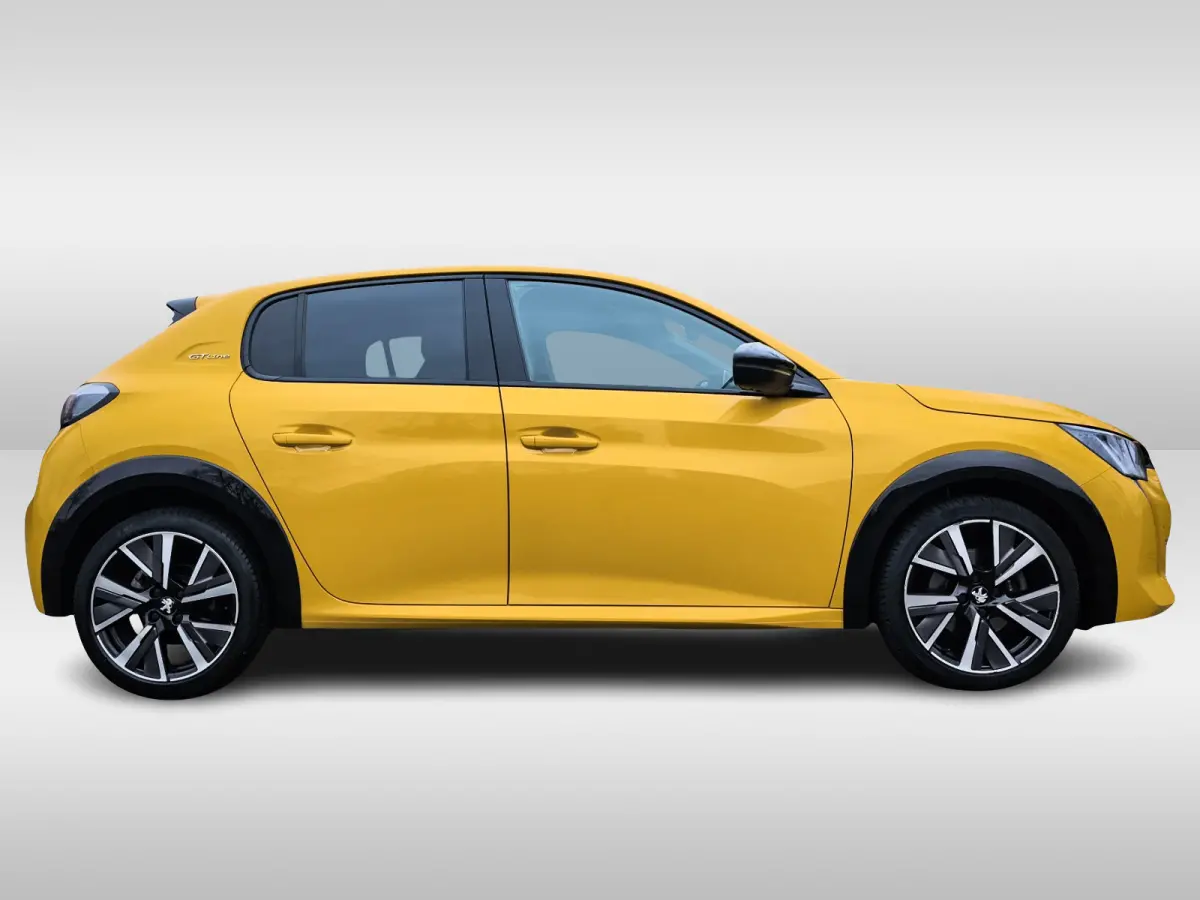 1.2 PureTech GT-Line 1e-Eig. & Dealer-Onderh. BOVAG-Garantie. NL-Auto.