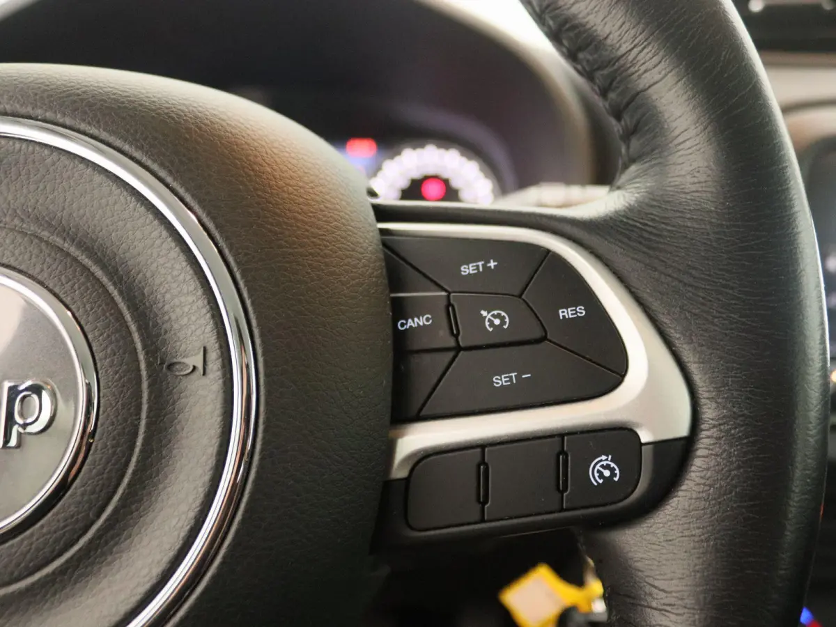 1.4 MultiAir Limited | Navigatie | Climate control | Parkeersensoren