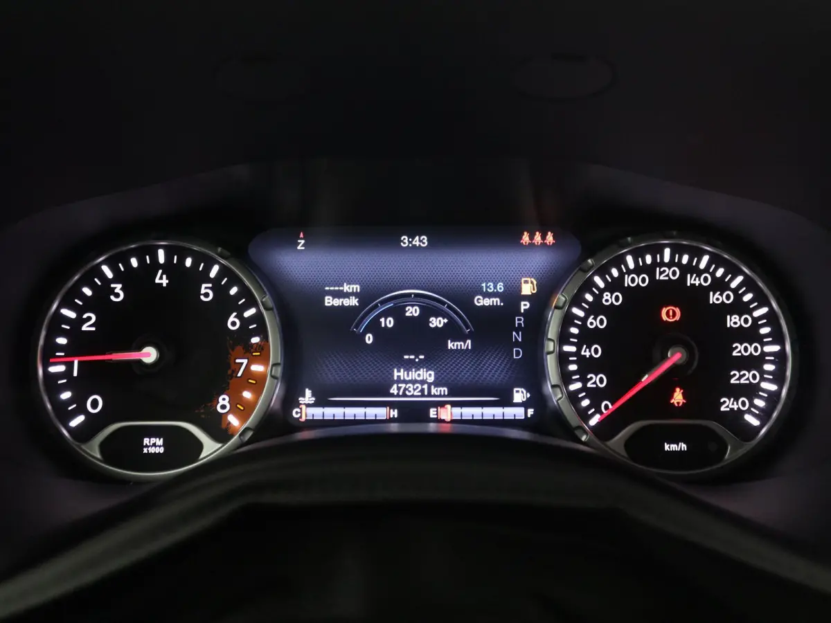 1.4 MultiAir Limited | Navigatie | Climate control | Parkeersensoren
