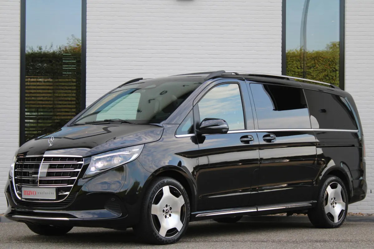 300d / AMG / Exclusive / DC / 4-matic / Luchtvering / Pano / 360 Cam / Burmester / Vol Opties / NIEUWSTAAT.